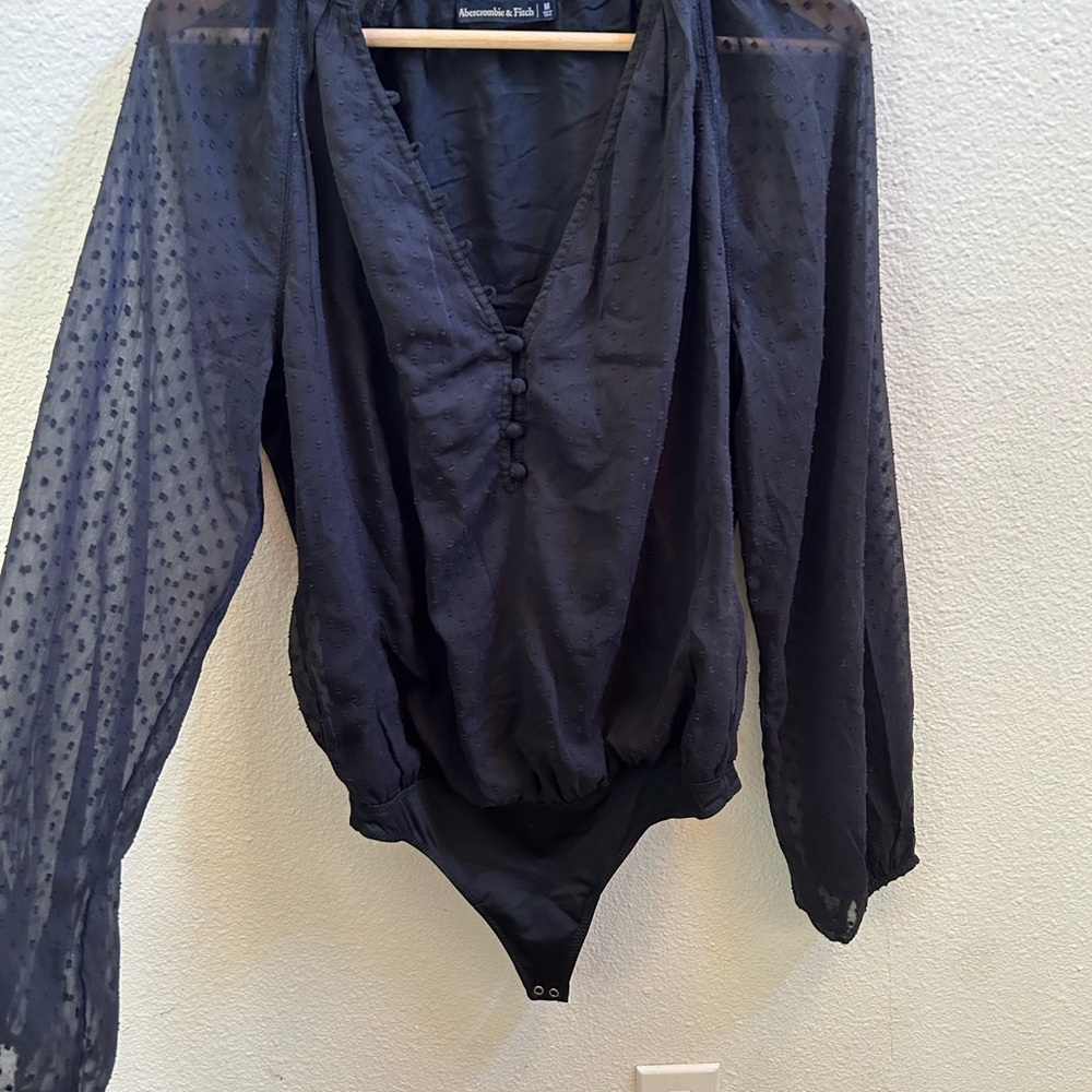 Black Long Sleeve Chiffon Dot Sheer Puff Sleeve Bodysuit NWOT - Picture 5 of 5